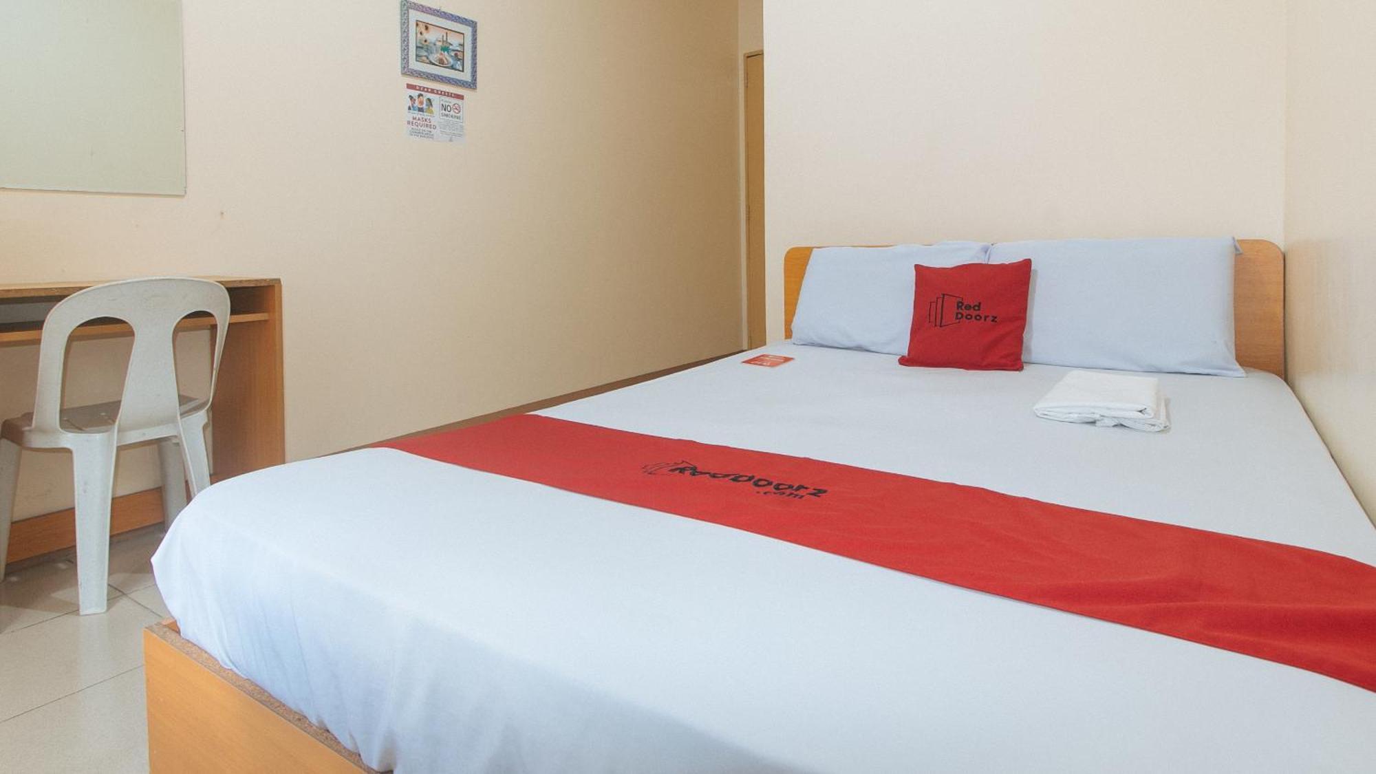 Reddoorz @ Asiana Pension Inn Mandaue Exterior foto