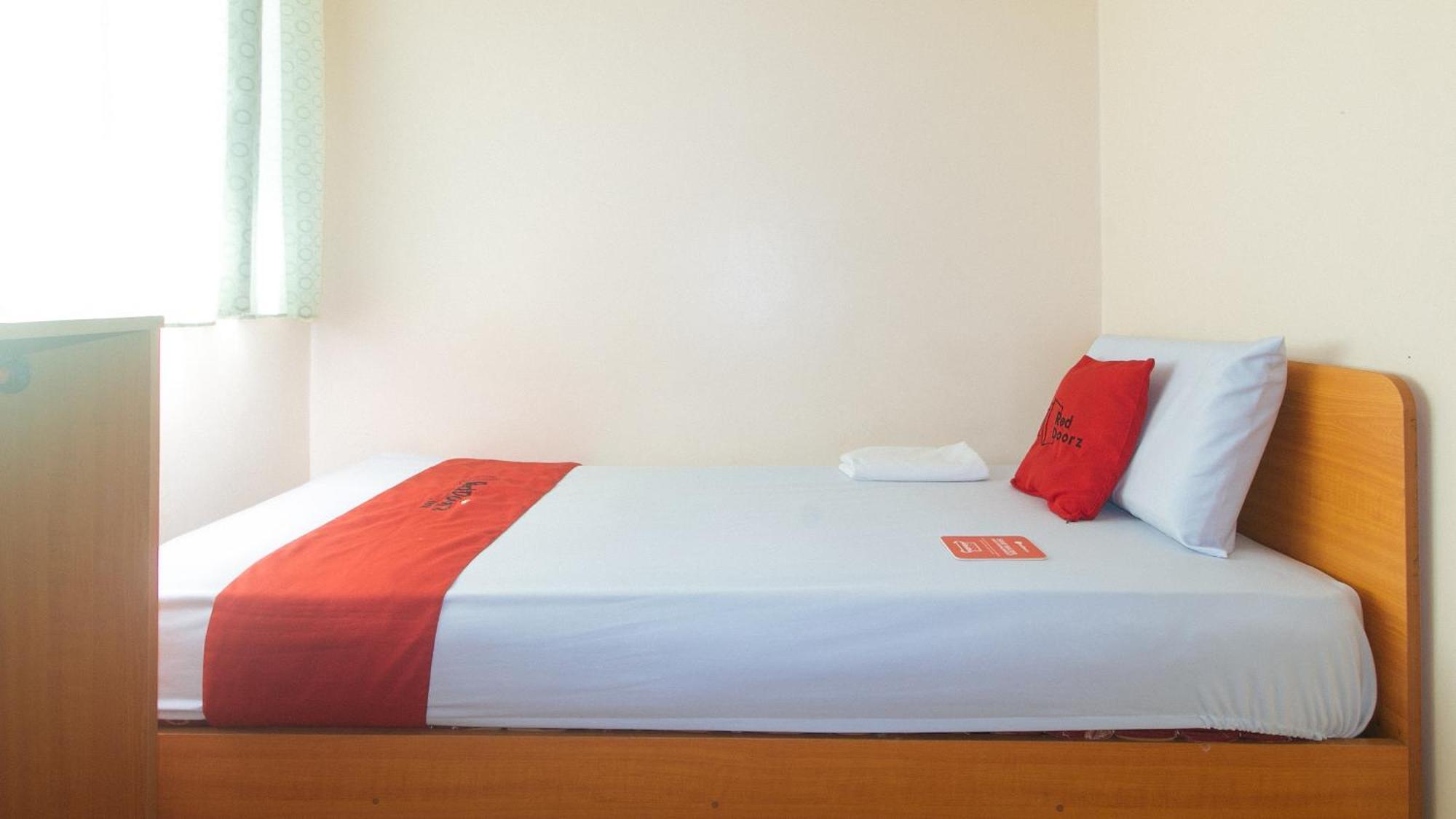 Reddoorz @ Asiana Pension Inn Mandaue Exterior foto